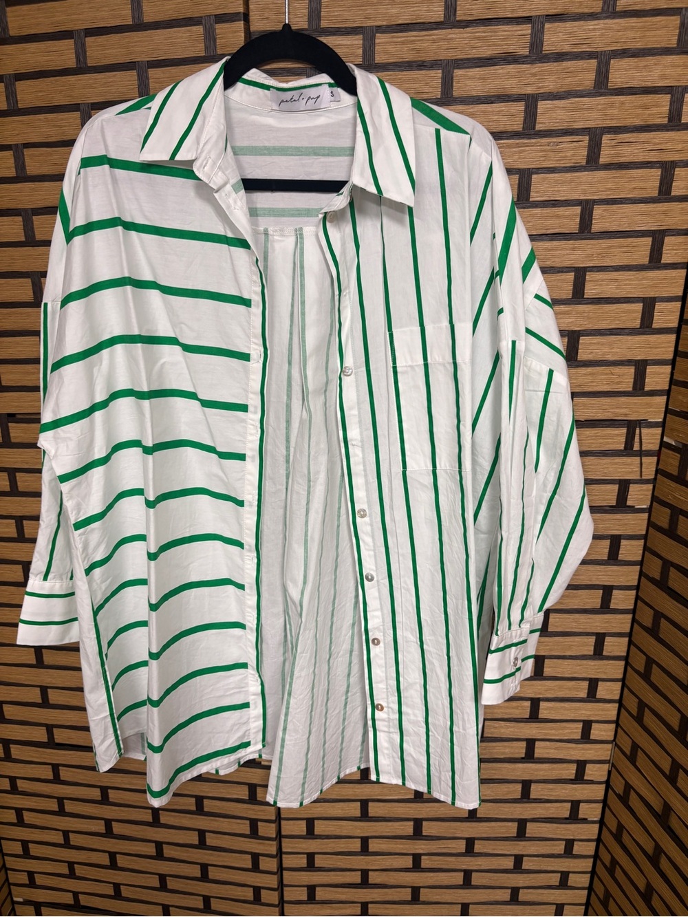 Petal & Pup White and Green Stripe Oversized Button Down Shirt Size Small